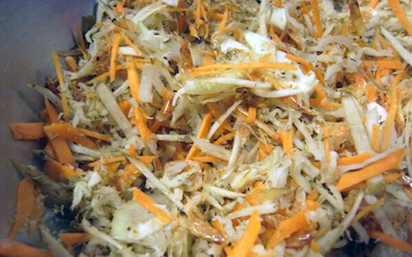 切り干し大根と冷蔵庫の残り野菜で作る、簡単かき揚げ