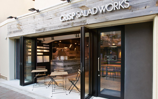 サラダ一本で勝負！ スプーン一杯の中に栄養素をバランス良く凝縮するサラダ専門店「CRISP SALAD WORKS 麻布十番店」
