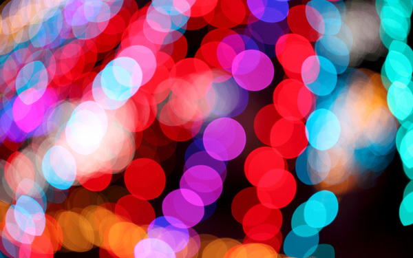 一眼レフ初心者が最初に陥りがちなワナ、致命的なボケ過ぎとブレとは？（ママのための写真術5）