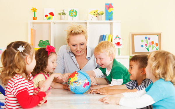 世界にも保育園問題はあるのか？　のぞいてみよう、世界の保育園事情