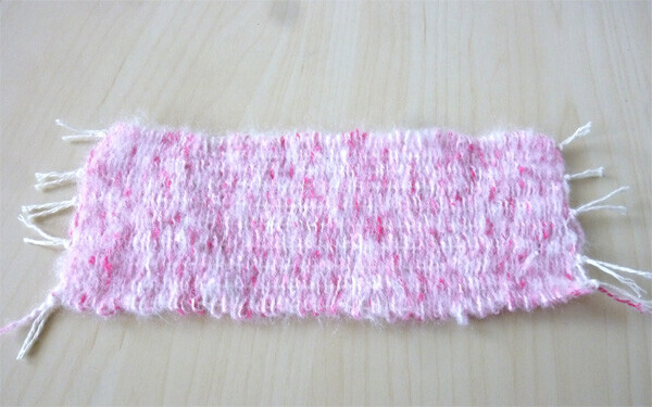 ダンボールで編み物ができる！ 簡単な作り方を紹介
