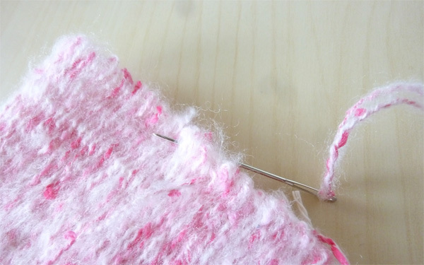 ダンボールで編み物ができる！ 簡単な作り方を紹介