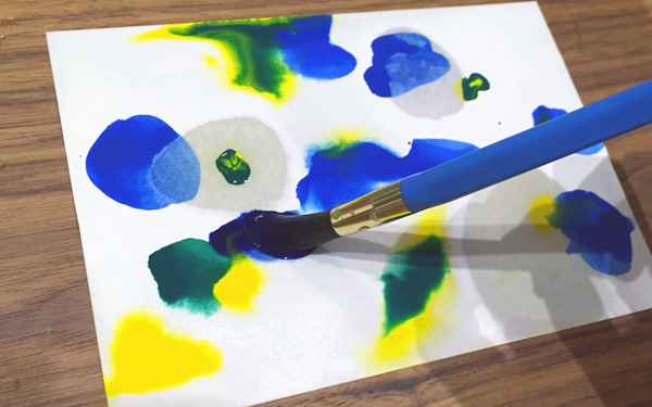 絵から香りが!?　親子で楽しめる、香りのにじみ絵