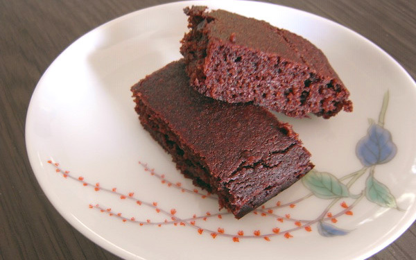 アレルギーがある子も安心！　簡単でおいしいマクロビチョコレートブラウニー