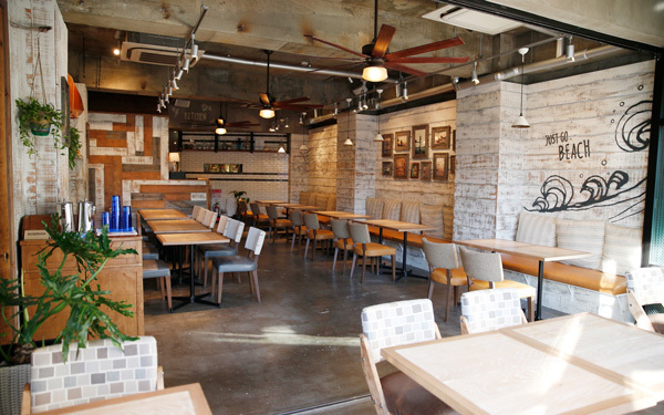 広尾でママ会をするなら！　ヘルシーメニューが多くオムツ替え設備あり「ALOHA TABLE natural」