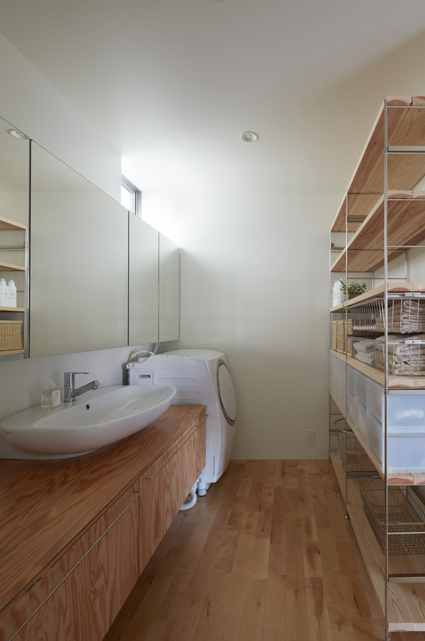 家の中にバスケットコート？　家族の夢が実現したマイホームに潜入取材