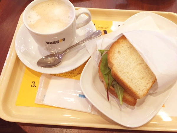 グラッチェモーニングなど、お得なモーニングで朝の時間をのんびりと