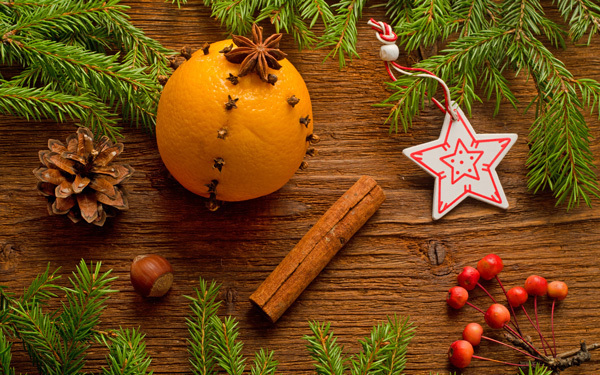 クリスマスに親子で作ろう、幸運を呼ぶ香り玉・オレンジポマンダー