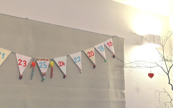 お菓子つきで子どもも大喜び！ かわいいガーランドでクリスマスへカウントダウン