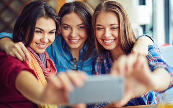 自分大好き？　ナルシスト？　ミレニアル世代に学ぶ、これからの子どもの育て方