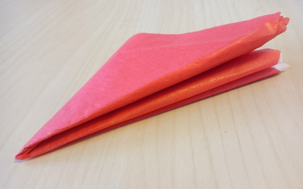 ひと手間でワンランク上のお花ができる！　卒園・卒業・入学シーズンにおすすめのお花紙の使い方