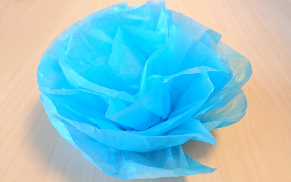 ひと手間でワンランク上のお花ができる！　卒園・卒業・入学シーズンにおすすめのお花紙の使い方