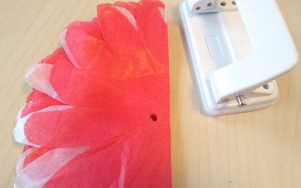 ひと手間でワンランク上のお花ができる！　卒園・卒業・入学シーズンにおすすめのお花紙の使い方