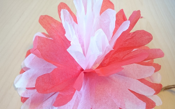 ひと手間でワンランク上のお花ができる！　卒園・卒業・入学シーズンにおすすめのお花紙の使い方