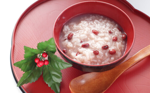 1月15日は小正月。小正月には小豆粥を食べる風習があるそうです。