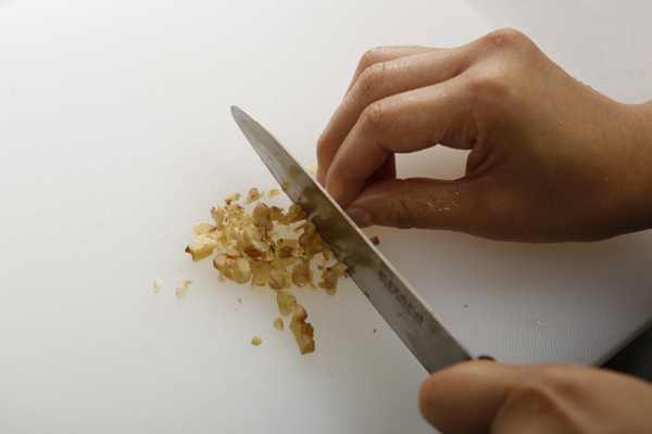 アレルギーの子のバレンタインに　「米粉ガトーショコラ」の時短レシピ