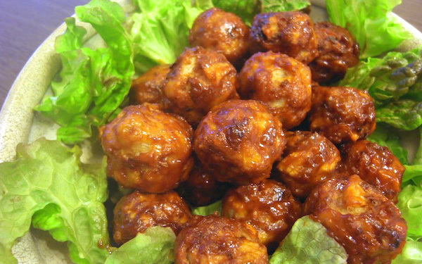 レンコンの歯ごたえがおいしい！　お弁当にも役立つレンコンミートボール