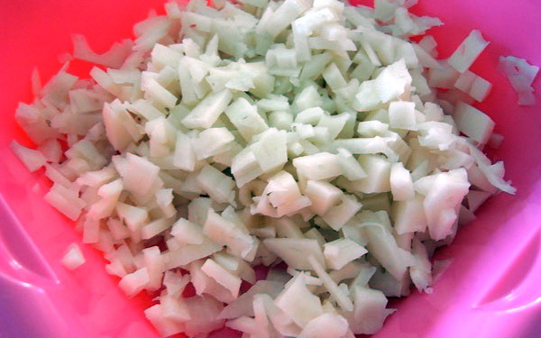 レンコンの歯ごたえがおいしい！　お弁当にも役立つレンコンミートボール