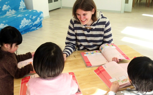 インターナショナル・プリスクールってどんなところ？　幼稚園とどこが違うの？