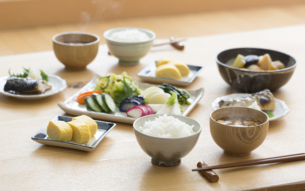 炭水化物抜きはNG？　子どものために身につけたい、基本の食習慣（食で心を育む Vol.15）