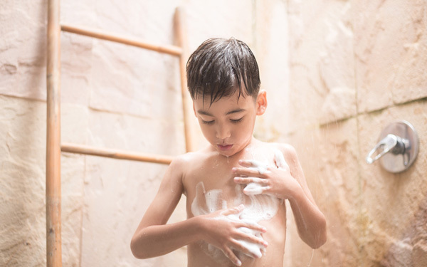 ひとりシャンプー、からだ洗いは難易度高め？　親子のお風呂時間調査