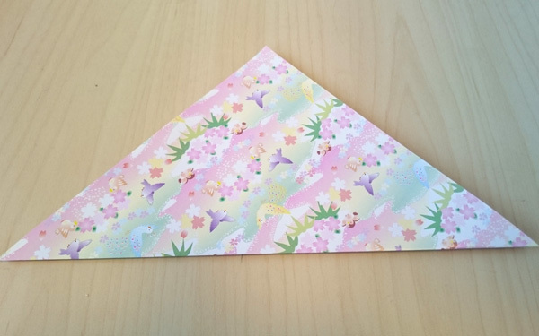 折り紙で贈り物に簡単一工夫！お手紙の封筒やおままごとにも