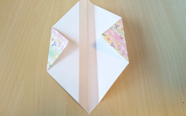 折り紙で贈り物に簡単一工夫！お手紙の封筒やおままごとにも