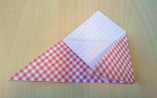 折り紙で贈り物に簡単一工夫！お手紙の封筒やおままごとにも