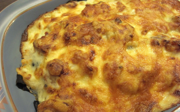 実は簡単！　手作りのホワイトソースを使って簡単ドリア