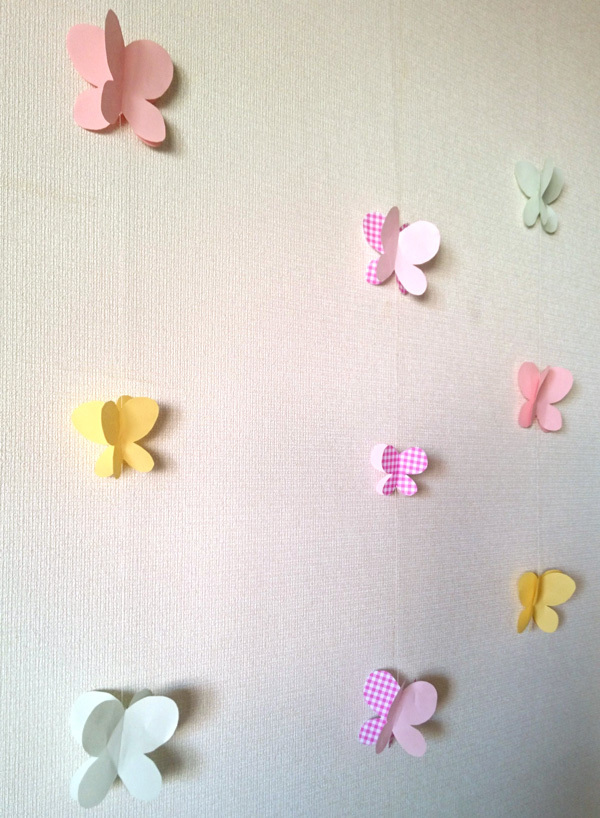 ちょうちょの壁面装飾の作り方。子どもと一緒に作って飾ろう！