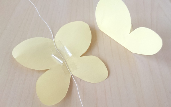 ちょうちょの壁面装飾の作り方。子どもと一緒に作って飾ろう！