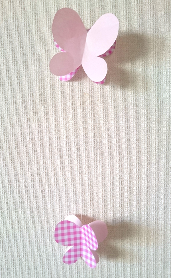 ちょうちょの壁面装飾の作り方。子どもと一緒に作って飾ろう！