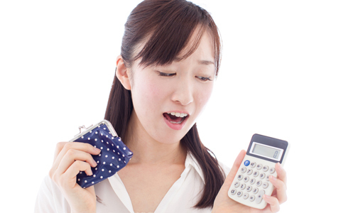 お父さん、ピンチ!? 増税や値上げによる生活費増のため、夫のお小遣いは昨年からやや減額傾向