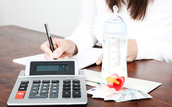 出産手当金、どうすればもらえるの？（2015～2016年度版　妊娠・出産のお金特集 Vol.5）