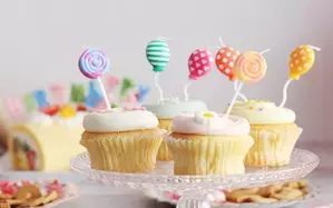 ハーフバースデーのお祝いに、家族で楽しむおうちパーティー