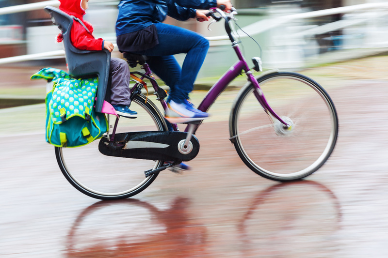 梅雨対策 子ども乗せ自転車を買ったら絶対買うべきおすすめレインカバー ママアイテム ウーマンエキサイト