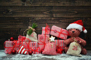 クリスマスまでのカウントダウンを楽しむ！ おすすめアドベントカレンダー10選