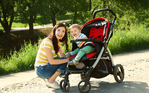 ベビーカー選びのコツと今おさえるべきトレンドはコレ！