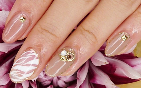 目指せ大人美人！ コンサバ女子にオススメ、エレガントネイル