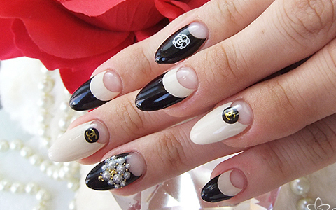 今かっこいい女性の指先は、断然モード派ネイル