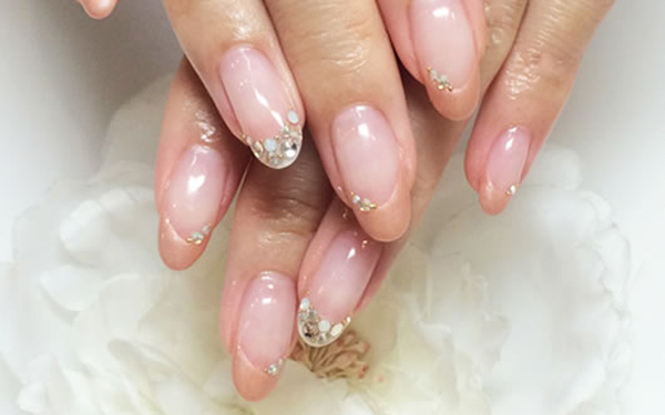 セクシーは、露出じゃない？！　指先で見せる色気とは