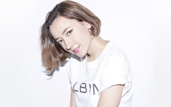 絶妙な色、ふんわりしたナチュラルなクセがたまらない！外国人風ヘア8選