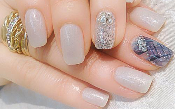 ワンランク上、大人しなやかな指先の作り方