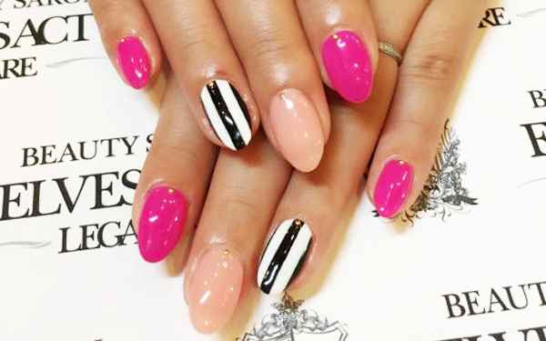 やっぱり指先は派手がいい！　派手カワネイル10選