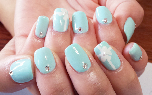 その恋叶えたい？女度アップ！恋のおまじないネイル