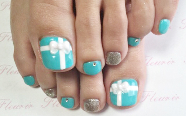 その恋叶えたい？女度アップ！恋のおまじないネイル