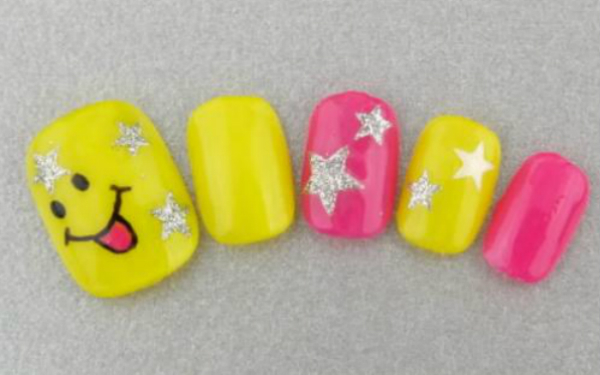 【2015年6月30日】今日のラッキーカラーはどれ？12星座別ラッキーネイルカタログ