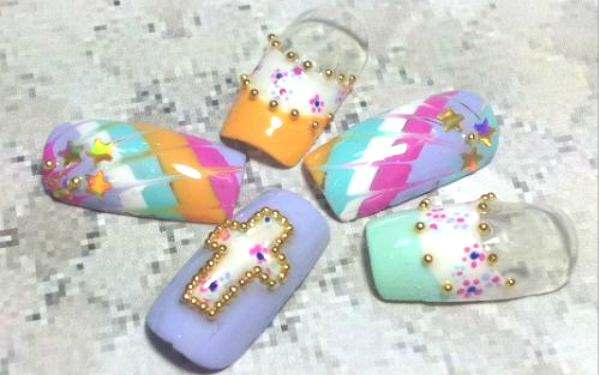 【2015年7月2日】今日のラッキーカラーはどれ？12星座別ラッキーネイルカタログ