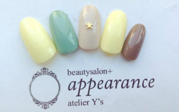 ○○色のネイルで金運アップ！2015年のラッキーカラーで開運