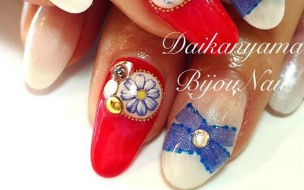 風水で開運！リボンモチーフの今ドキネイルで恋愛運アップ